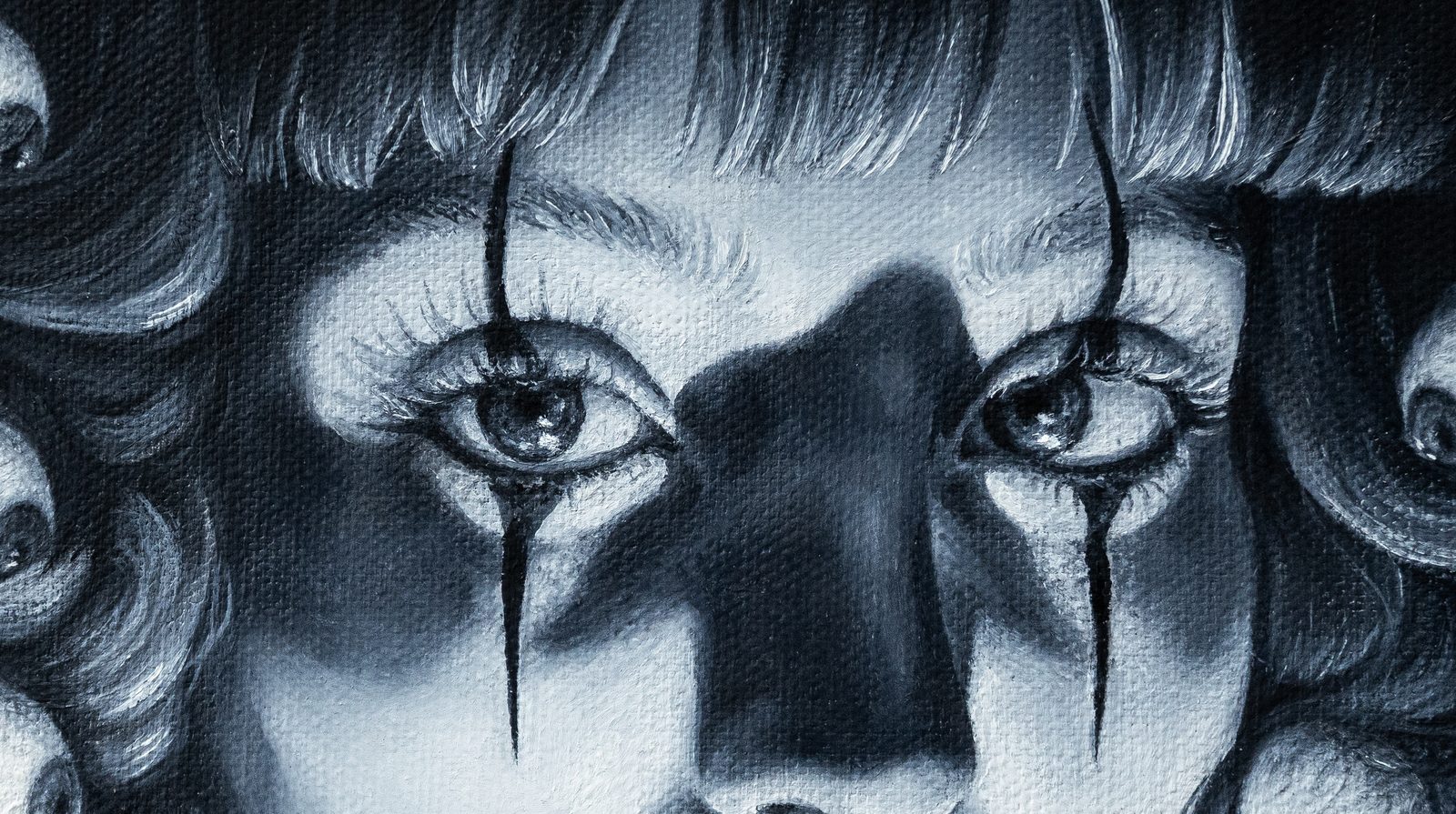 Close-up detail — Alma Doble Filo